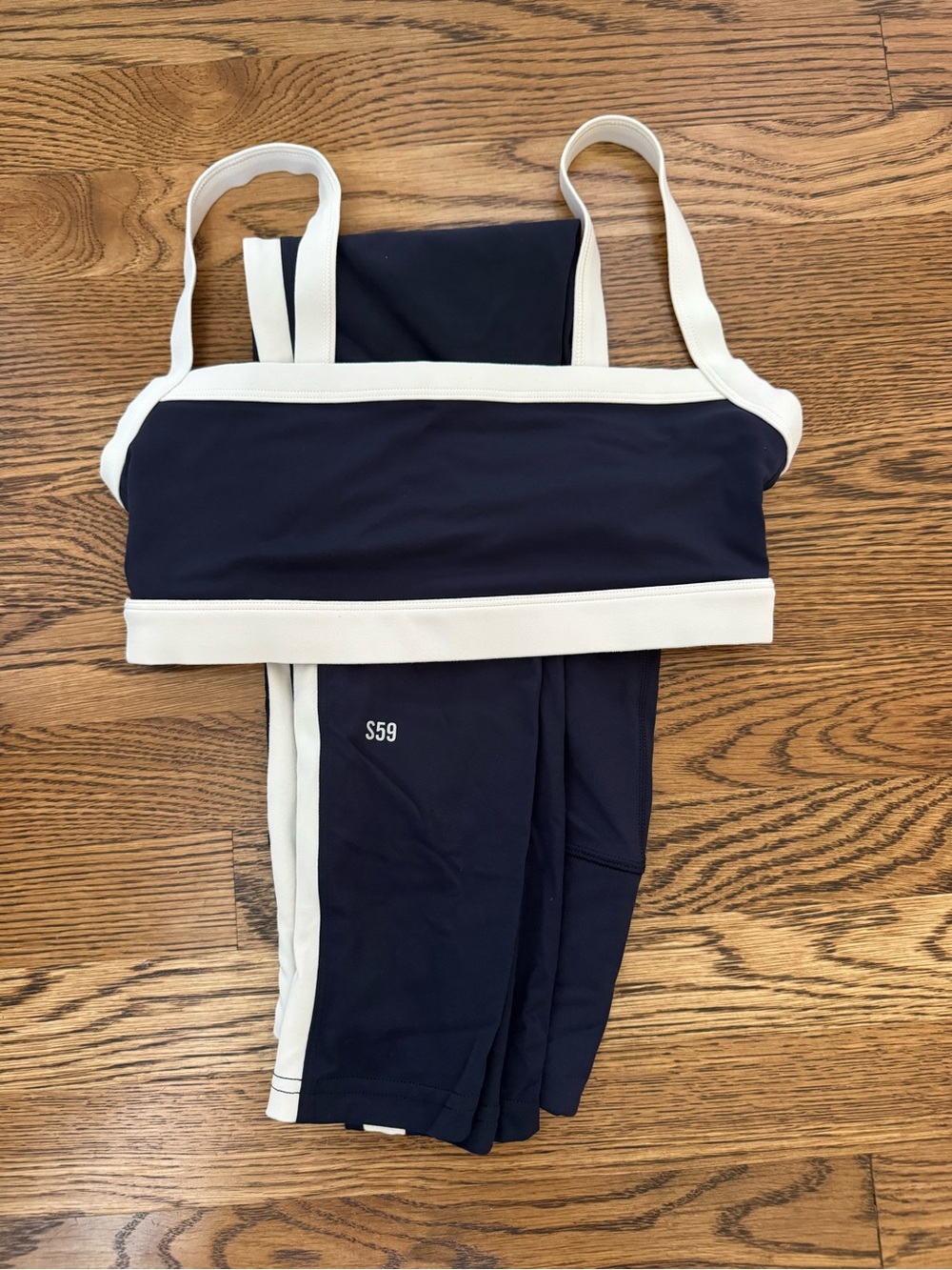 Splits59 Navy and White Sports Bra and Leggings Set